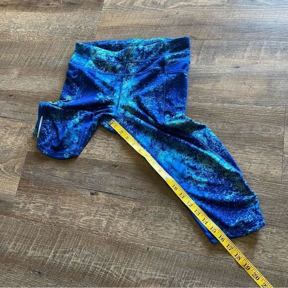 Athleta Splatter Be Free Knicker Legging Small Blue Green Workout - Picture 10 of 12